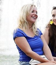 Girls not hiding hot upskirt details